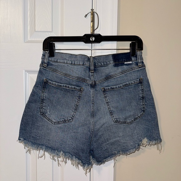 DAZE Denim Frayed Hem Women Shorts - Picture 3 of 4